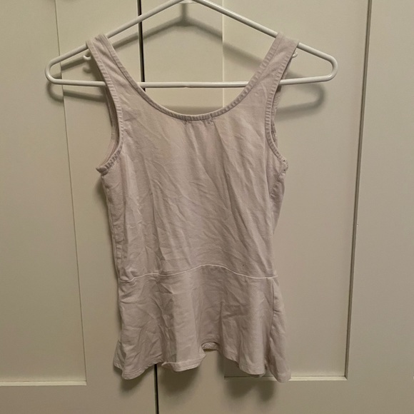 Kirra x small tank - Picture 2 of 2